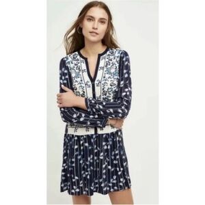 5/$30🏷️ Anthropologie Tiny Semele shirt dress embroidered MP Medium